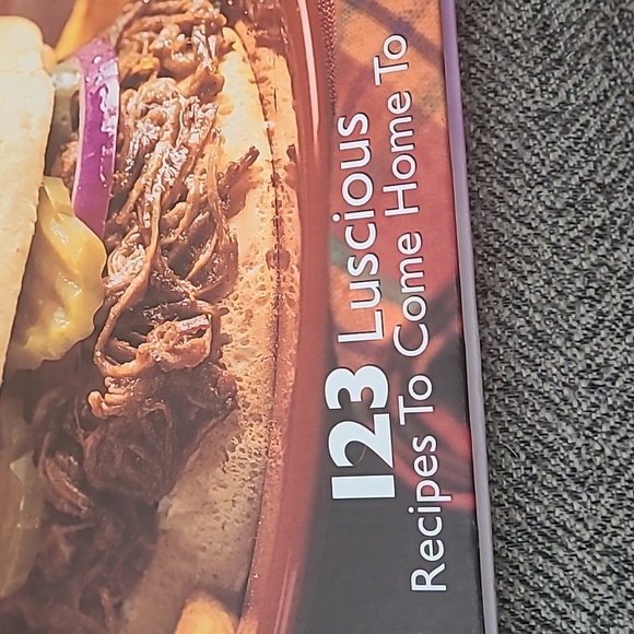 Southern Living Slow Cooker cookbook 123 recipes! hardback book Southern at Home - Picture 2 of 8